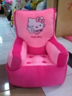 Sofa Kotak Hello Kitty 50x60 cm List Pink Fanta